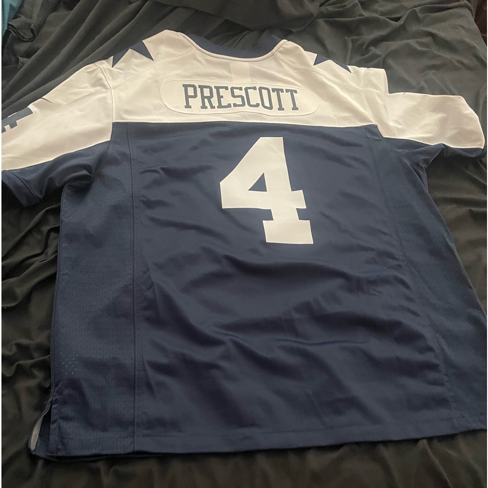 Like New Nike Authentic Dallas Cowboys Dak Prescott Jersey